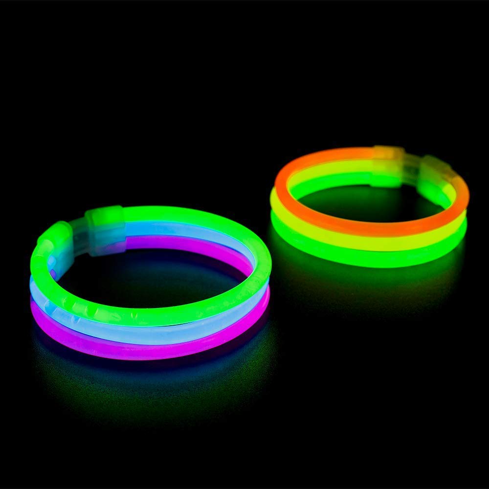 The Glowhouse UK Premium Glow Sticks for Kids Adults Bulk 205 Pcs Party Pack inc Glow Glasses kit and Connectors for Bracelets and Necklaces. Mixed Bright Long Lasting Glowsticks UK