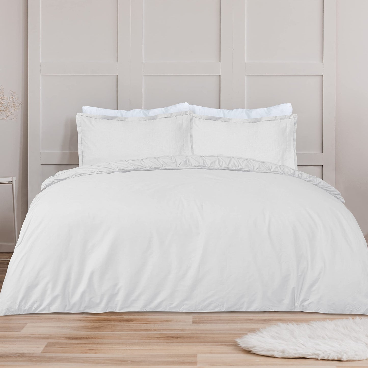 Sleepdown Rouched Pleat White Reversible Bedding Set and Pillowcases, Cotton Mix, Duvet Double