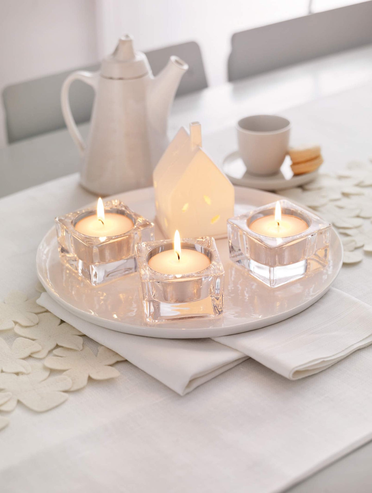 BOLSIUS Genuine Tea Light Candles in Clear Holder Cups Bulk 48 Set Long Burning 8hr, Unscented, for Mood, Dinners, Parities, Home, Decoration, Wedding, Crafts, White 6h box 48