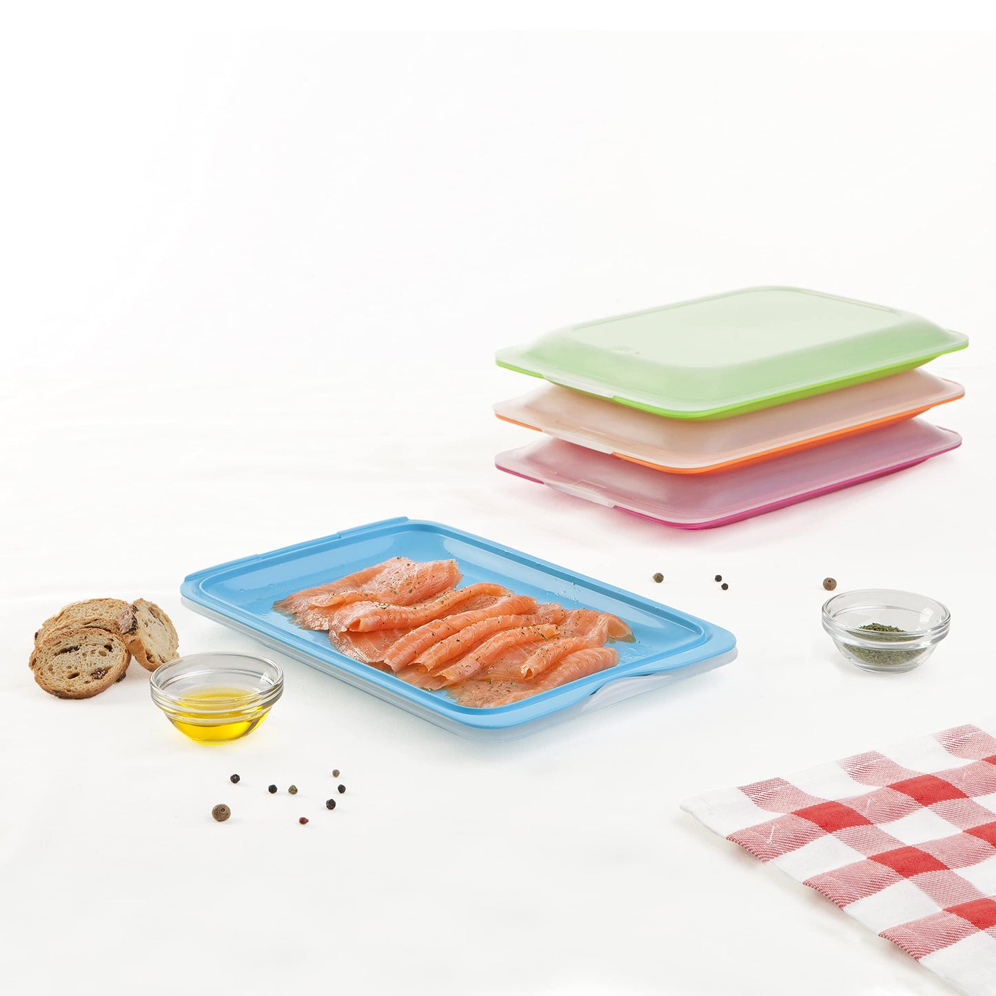 TATAY Set 4 cold meat container, with lid and body removed, in four colours, reusable and stackable, made of BpA-free plastic Set of 4 Fridge boxes - Set 4