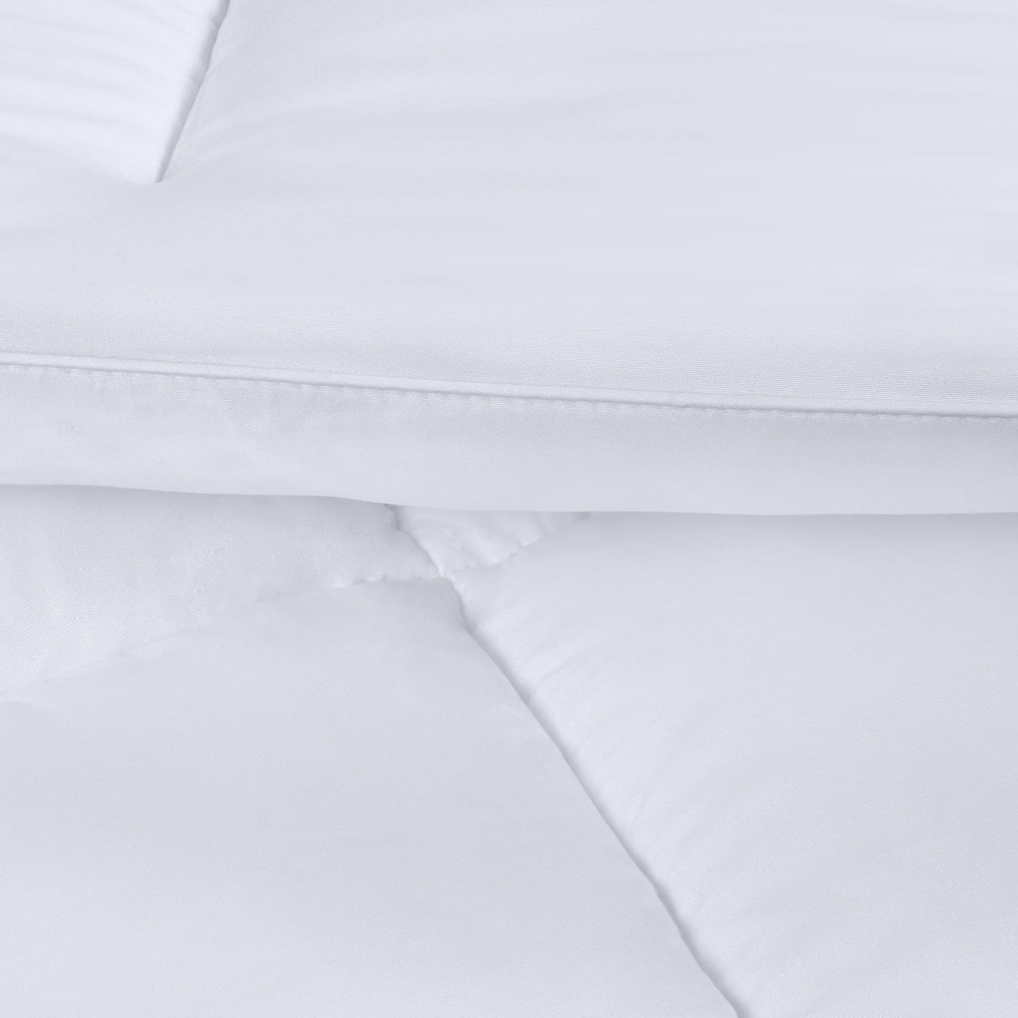 Utopia Bedding Lightweight 4.5 Tog Double Size Duvet with Corner Tabs, Microfiber Soft Breathable Duvet, Box Stitched Down Alternative Quilt 200x200 cm (White) White 4.5 Tog - Double