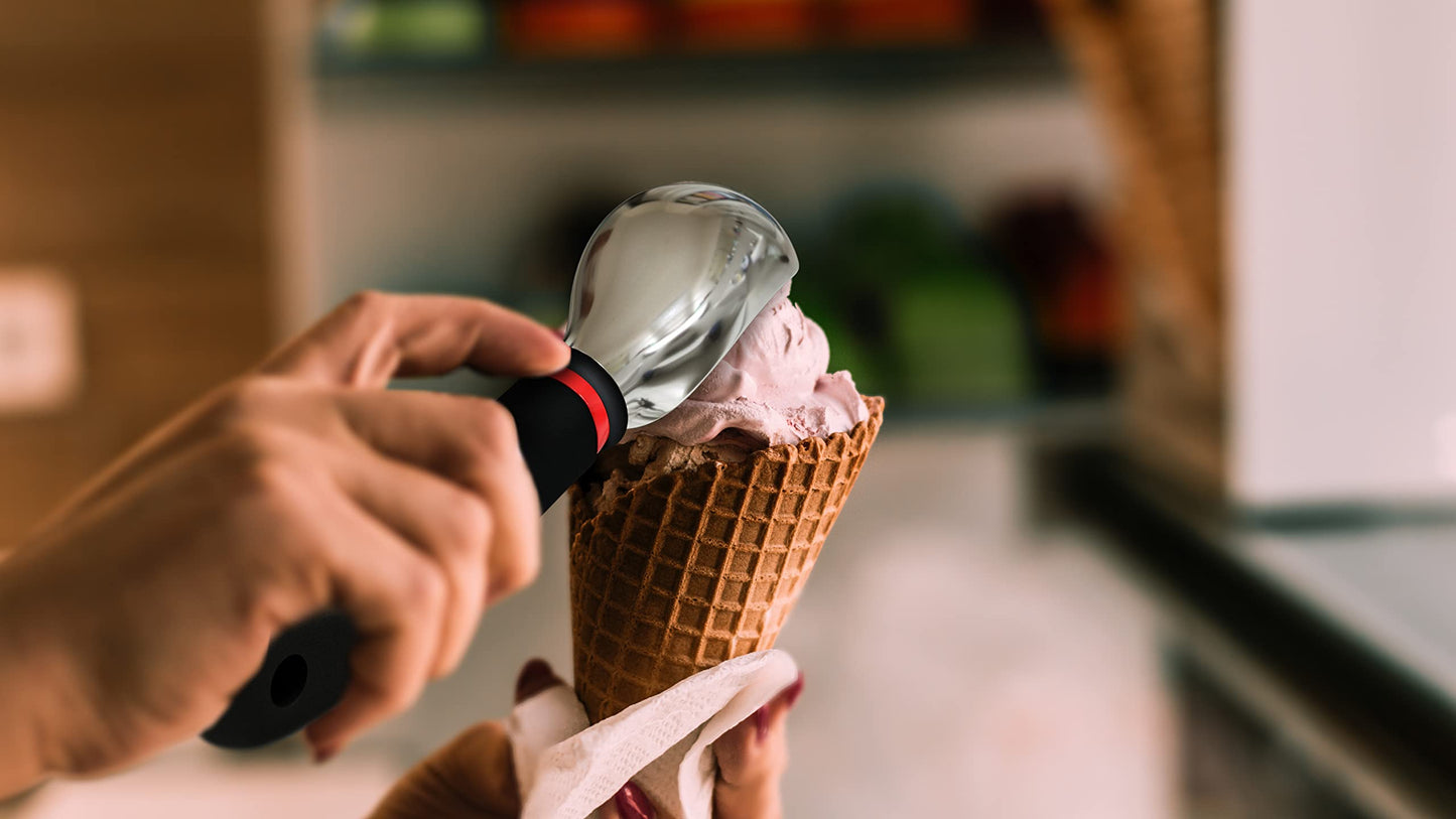 Safvo Ice Cream Scoop Stainless Steel with Ergonomic Non-Slip Rubber Grip - 18cm Heavy-Duty Rust Resistant Icecream Scooper – Perfect for Cookie Dough, Mash Potatoes, Melon Balls - Dishwasher Safe Red Band