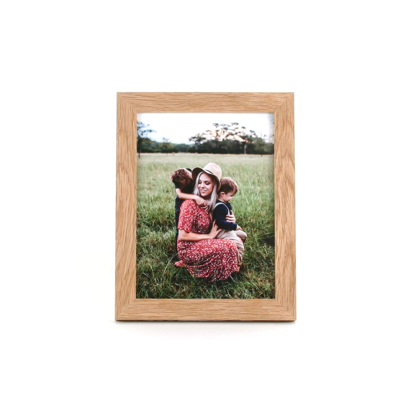 Wall Space 8x6 Oak Frame | Light Oak 8x6 Photo Frames | SOLID OAK Picture Frames 6x8 | 8 x 6 Inch Oak Photo Frame | Wooden 8x6 Photo Frames with REAL GLASS | 8x6 Wooden Frame | 8x6 Frame | 6x8 Frame Regular Frame Oak