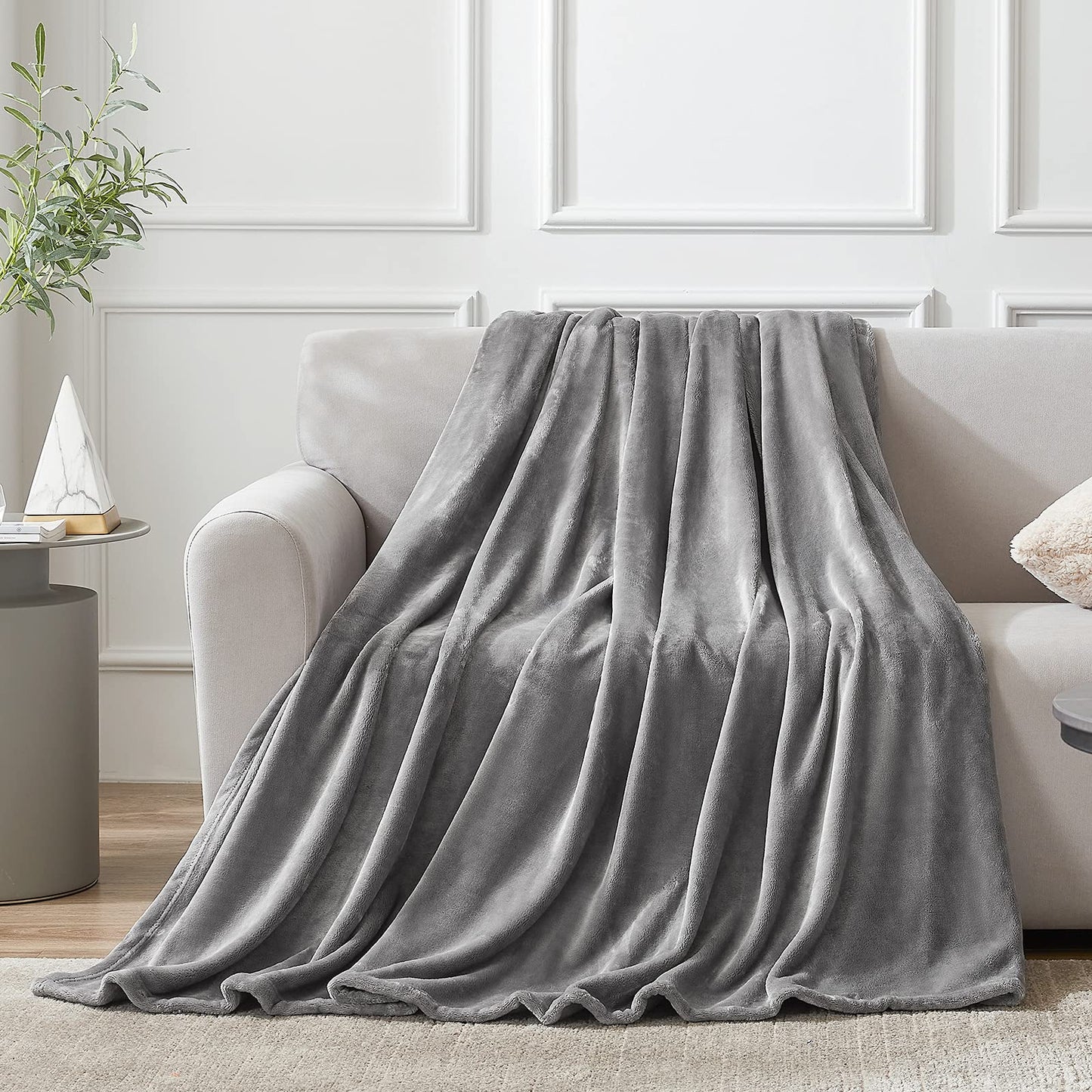 EHEYCIGA Fleece Blanket Grey Throws for Sofas Fluffy Warm Soft Blanket for Bed Settees Armchairs, Fit All Season, Double Size,150x200cm Twin/Double