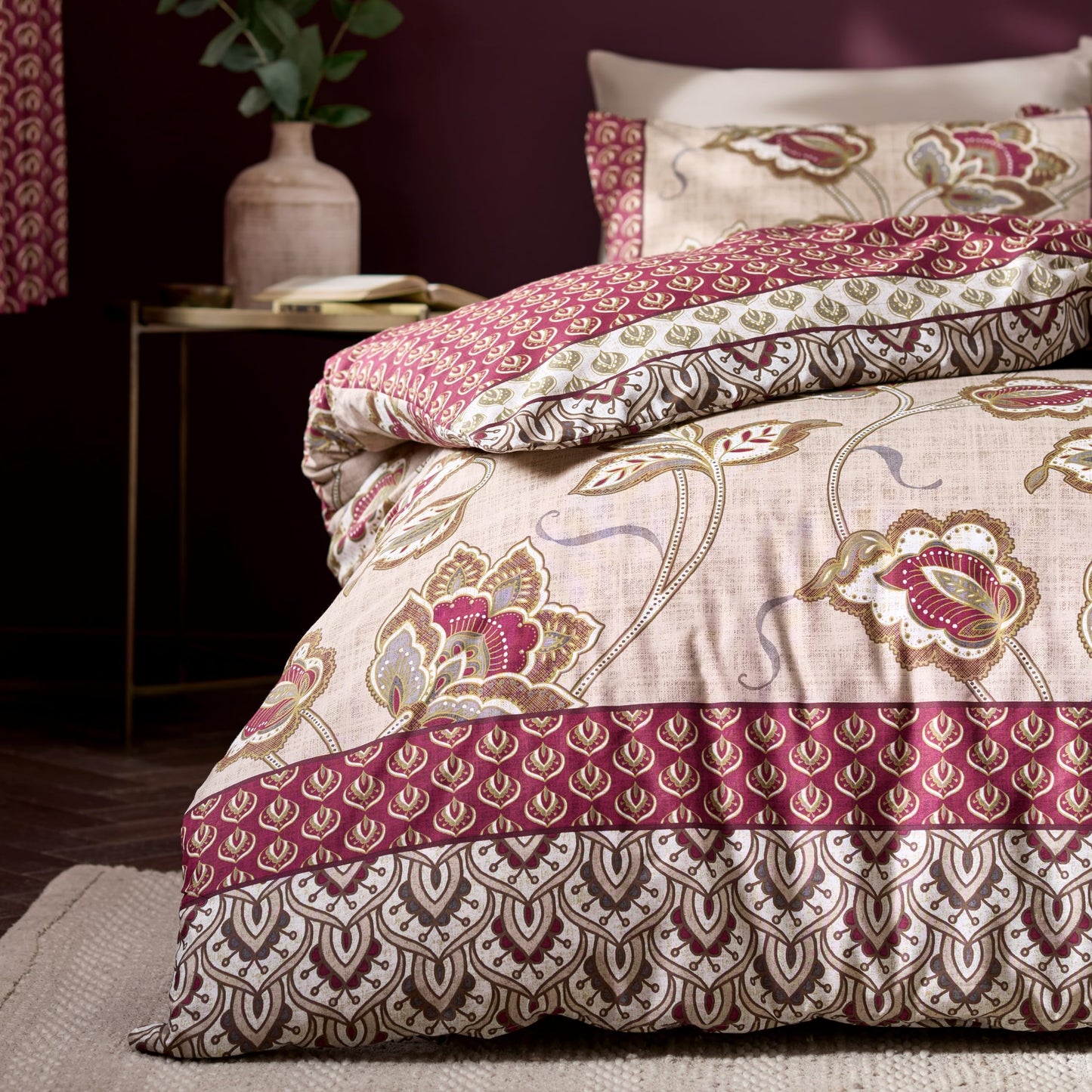 Catherine Lansfield Kashmir Paisley Floral Reversible Double Duvet Cover Set with Pillowcases Natural Double Duvet Set