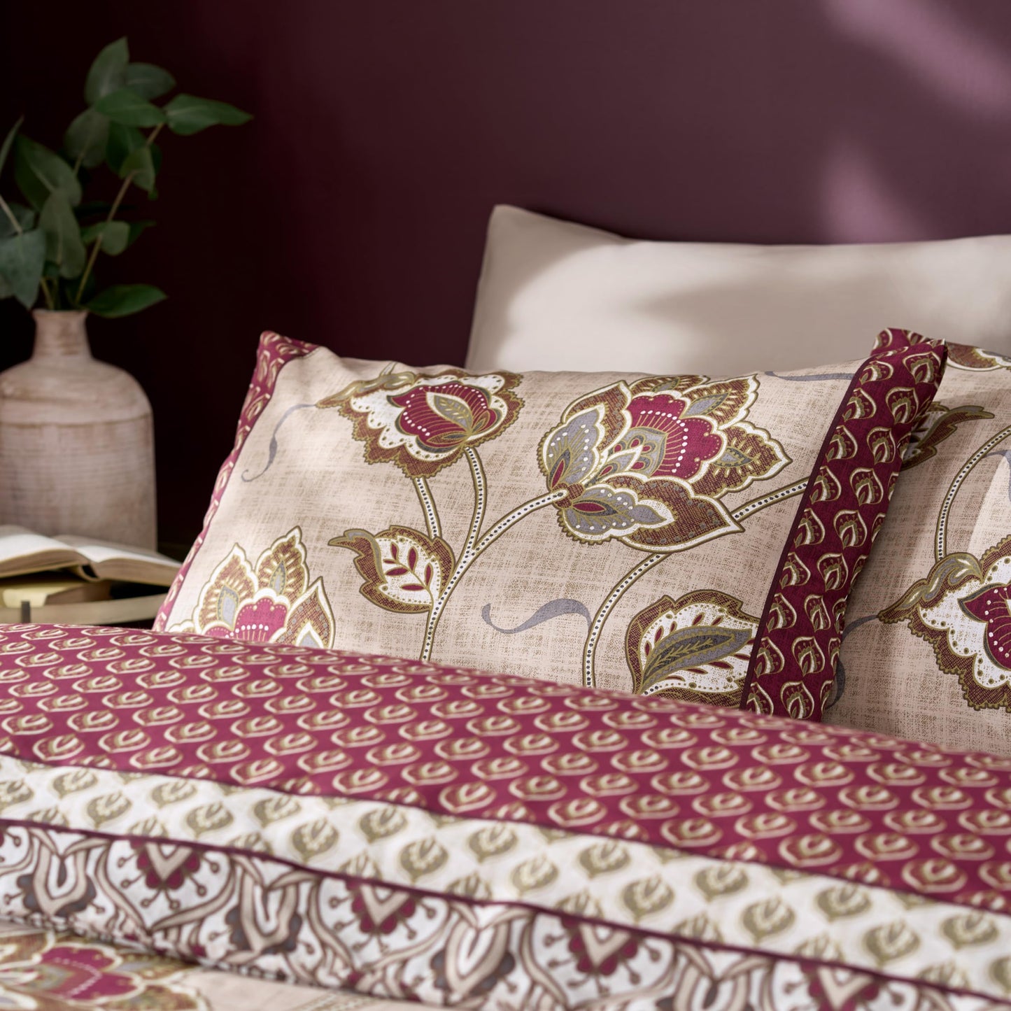 Catherine Lansfield Kashmir Paisley Floral Reversible Double Duvet Cover Set with Pillowcases Natural Double Duvet Set